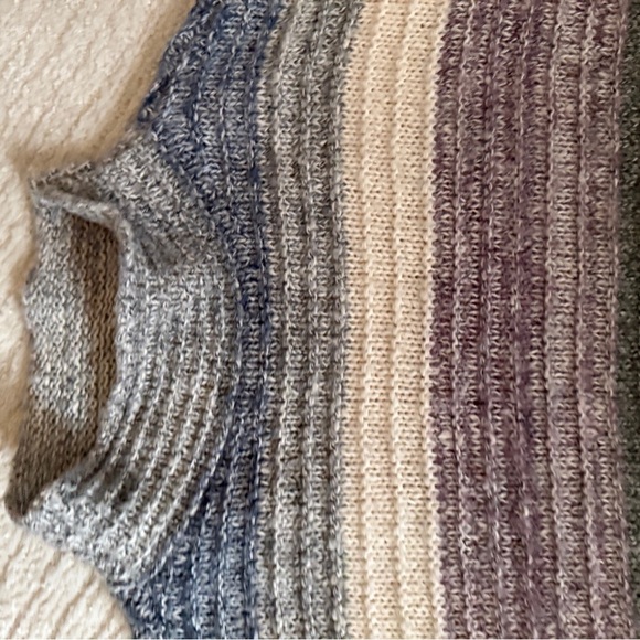 Mock Neck Sweater - Picture 4 of 8